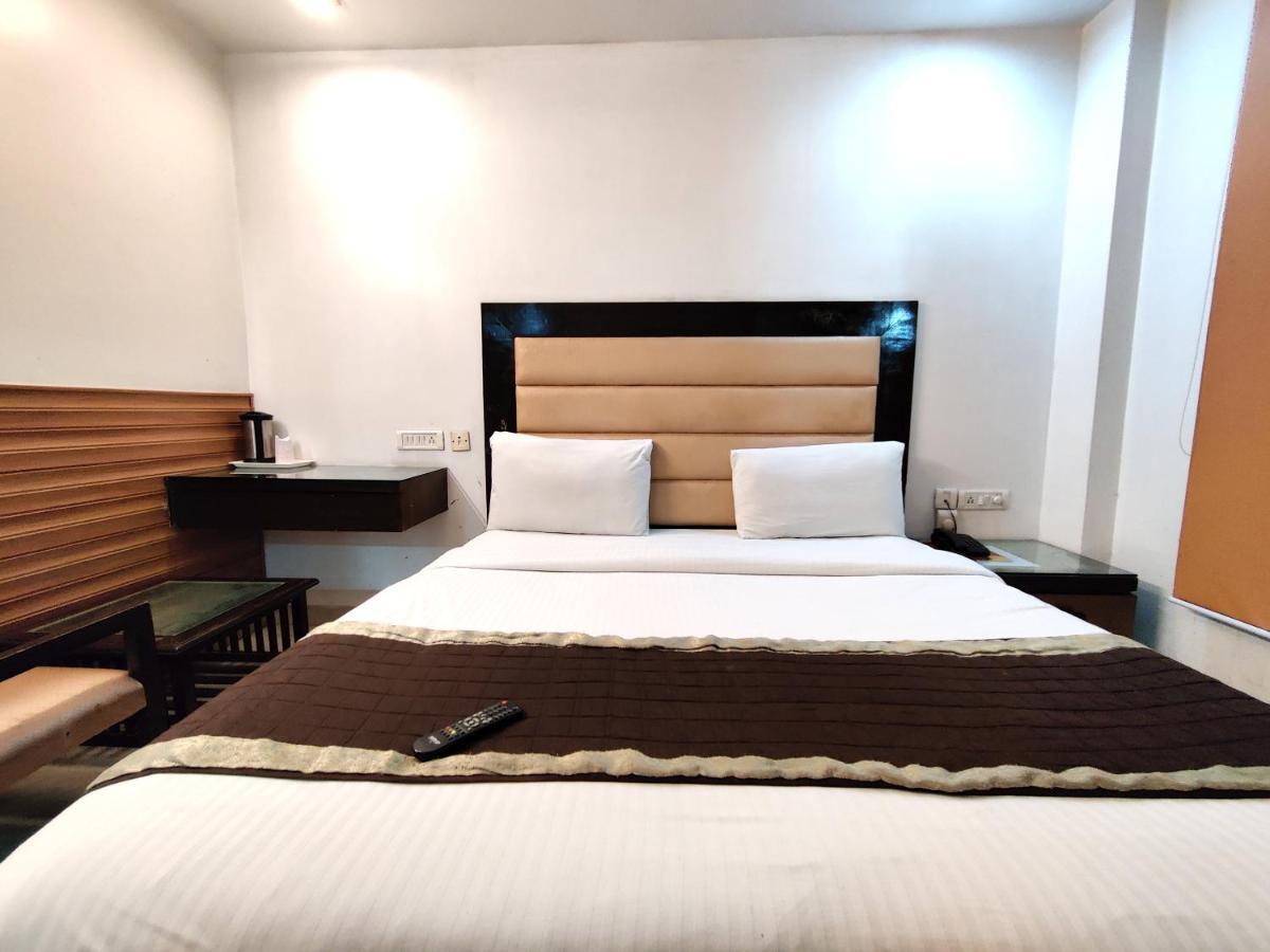 Stay At Hotel Pride, Delhi, Near Karol Bagh Metro Delhi (National Capital Territory of India) Ngoại thất bức ảnh