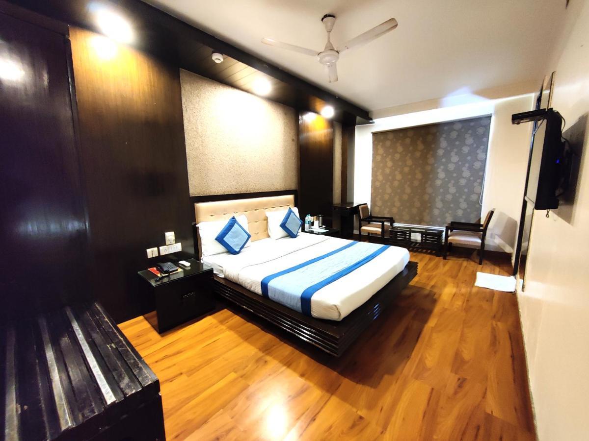 Hotel Delhi Pride, Karol Bagh Ngoại thất bức ảnh