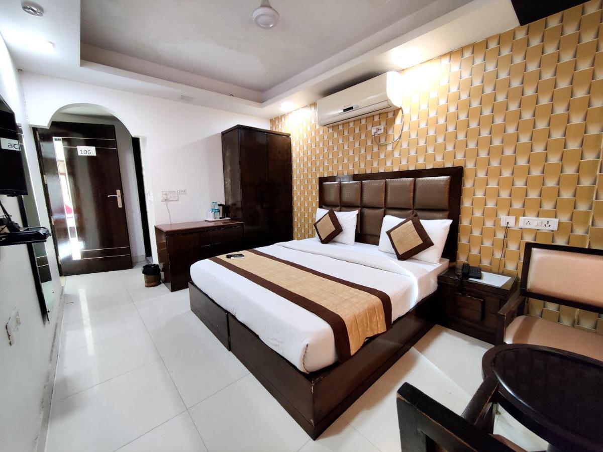 Hotel Delhi Pride, Karol Bagh Ngoại thất bức ảnh