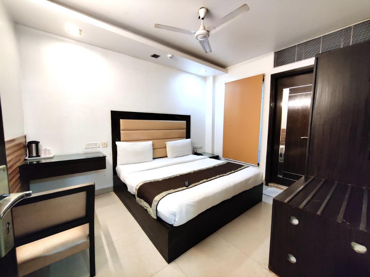 Stay At Hotel Pride, Delhi, Near Karol Bagh Metro Delhi (National Capital Territory of India) Ngoại thất bức ảnh