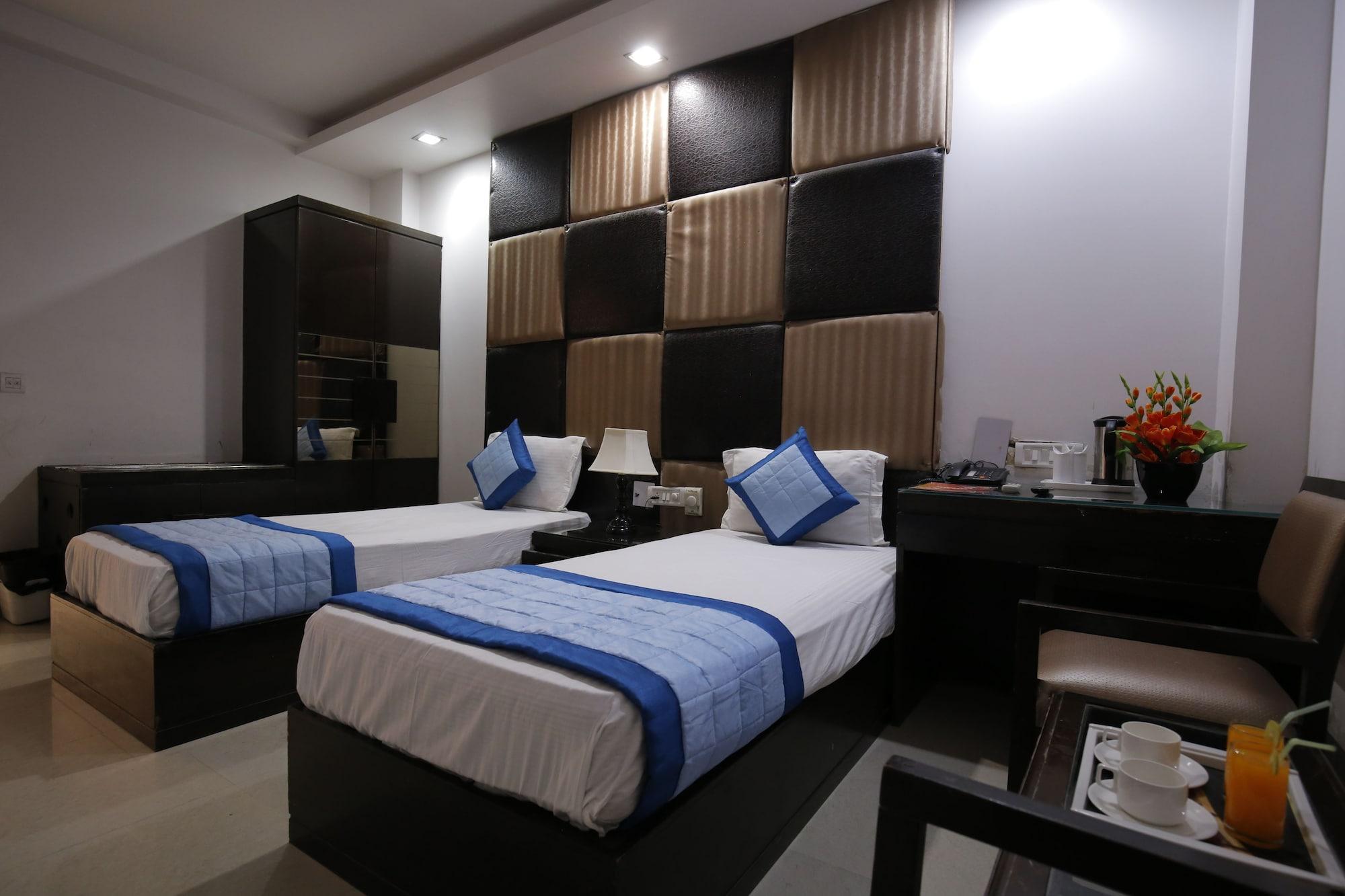 Hotel Delhi Pride, Karol Bagh Ngoại thất bức ảnh