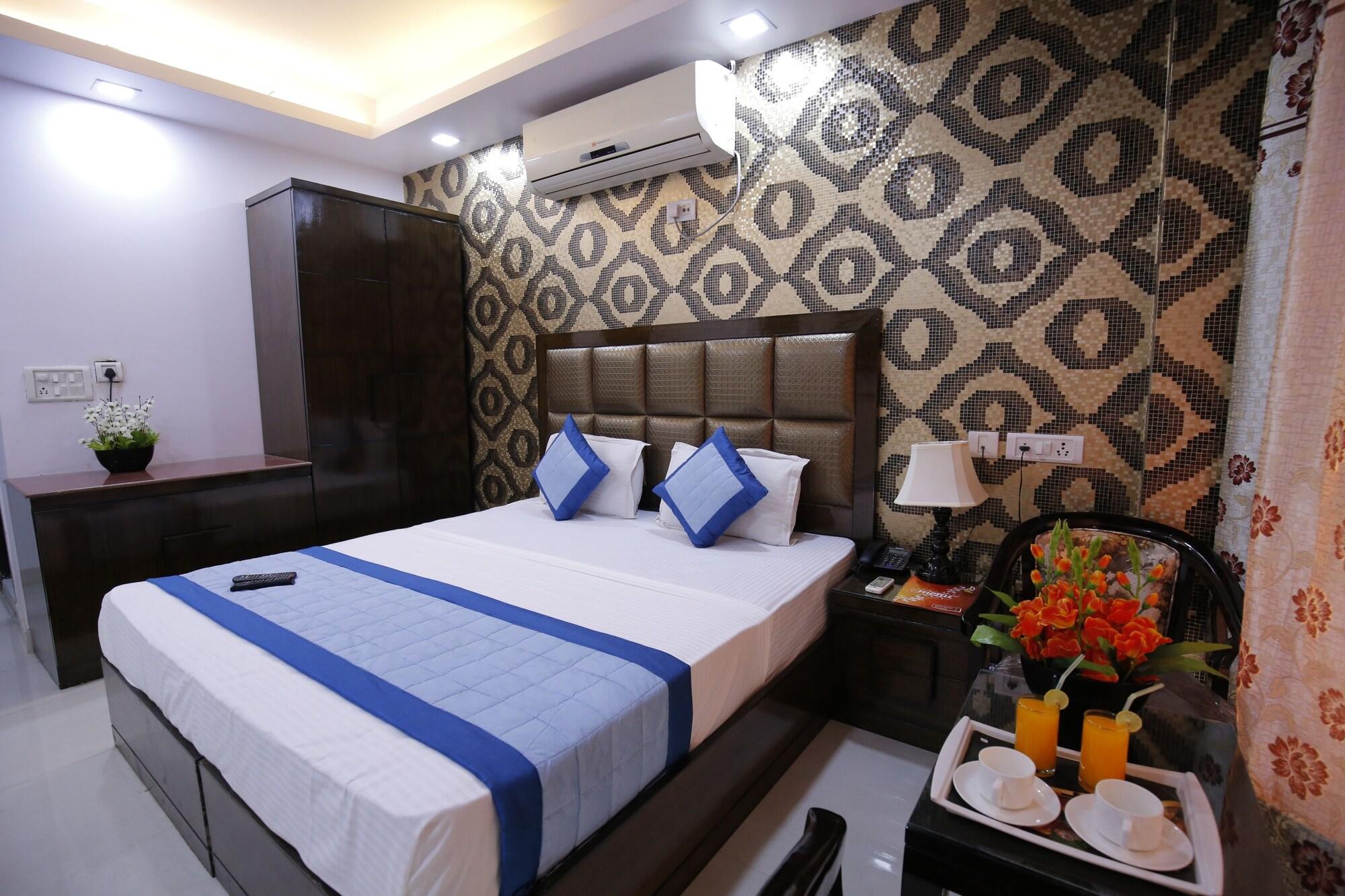 Hotel Delhi Pride, Karol Bagh Ngoại thất bức ảnh