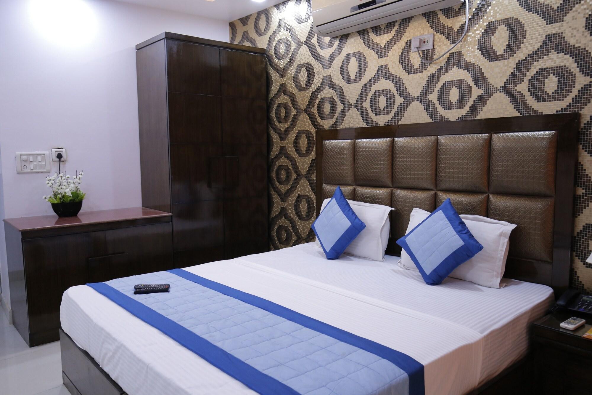 Hotel Delhi Pride, Karol Bagh Ngoại thất bức ảnh