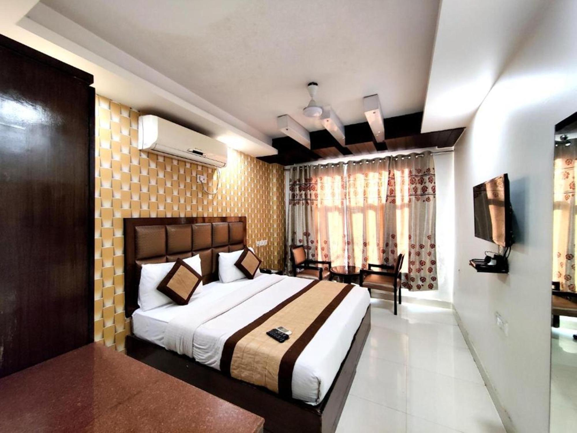 Hotel Delhi Pride, Karol Bagh Ngoại thất bức ảnh