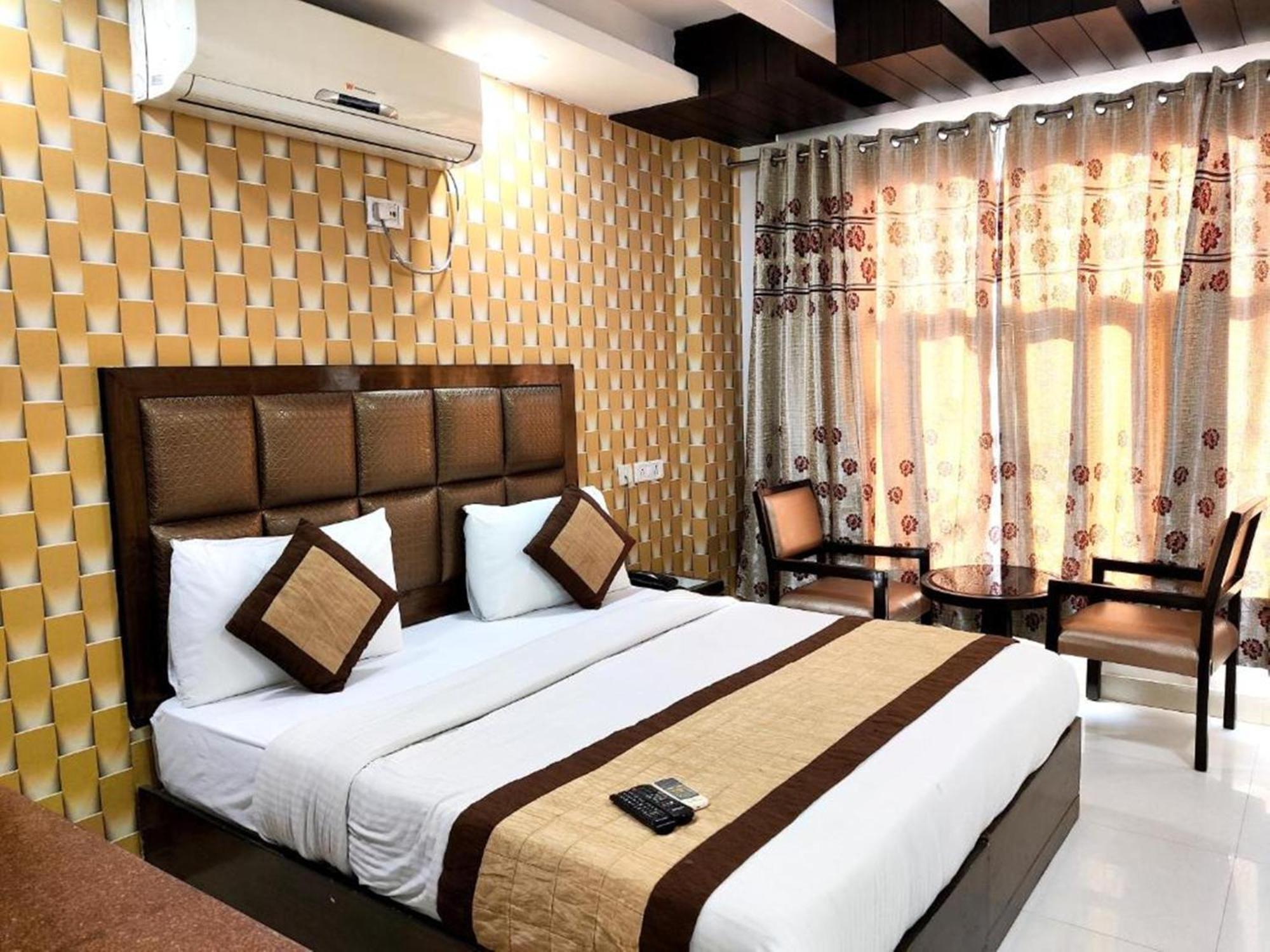 Hotel Delhi Pride, Karol Bagh Ngoại thất bức ảnh