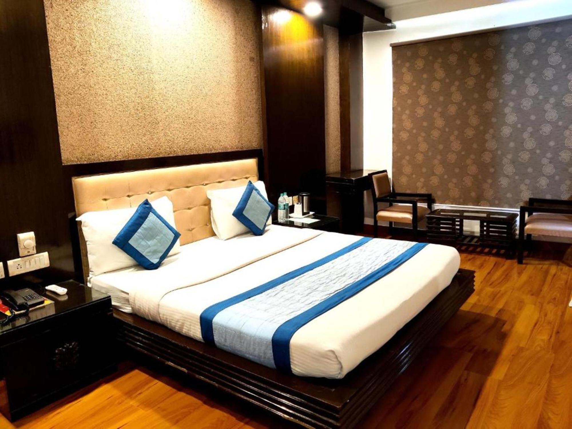 Hotel Delhi Pride, Karol Bagh Ngoại thất bức ảnh