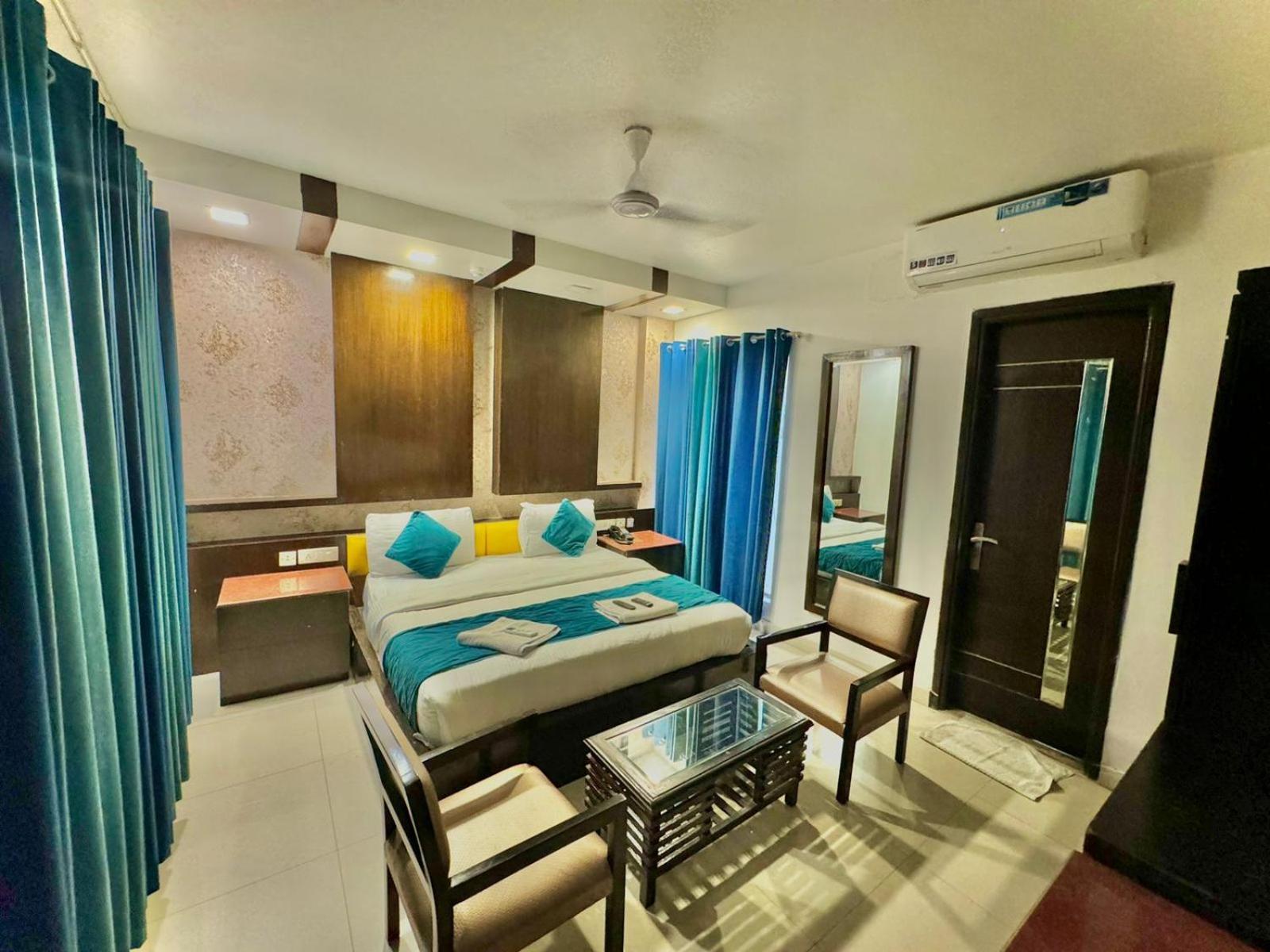 Stay At Hotel Pride, Delhi, Near Karol Bagh Metro Delhi (National Capital Territory of India) Ngoại thất bức ảnh