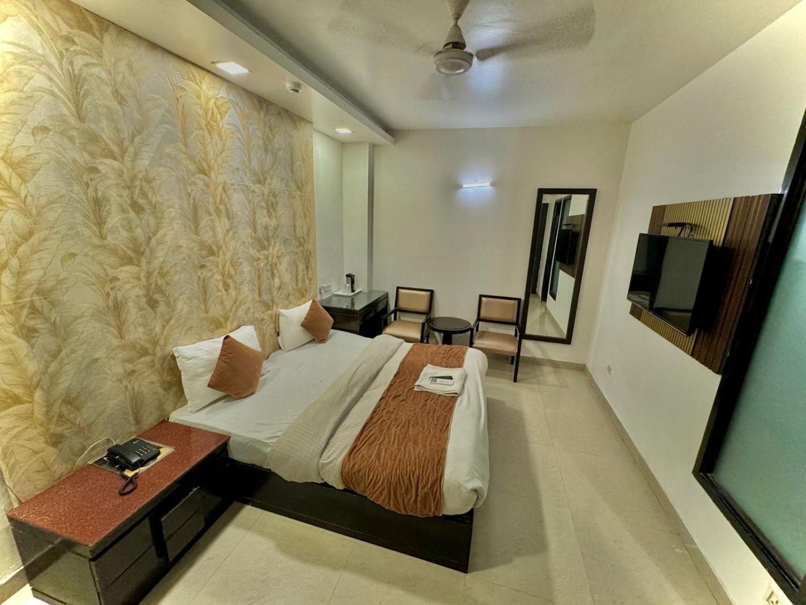 Stay At Hotel Pride, Delhi, Near Karol Bagh Metro Delhi (National Capital Territory of India) Ngoại thất bức ảnh